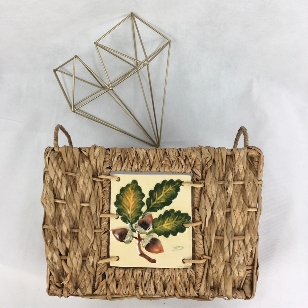 Large Woven Basket Acorn Leaf Tile Insert